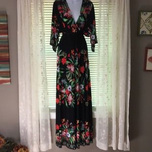 New York & Company Floral Kimono Dreas
